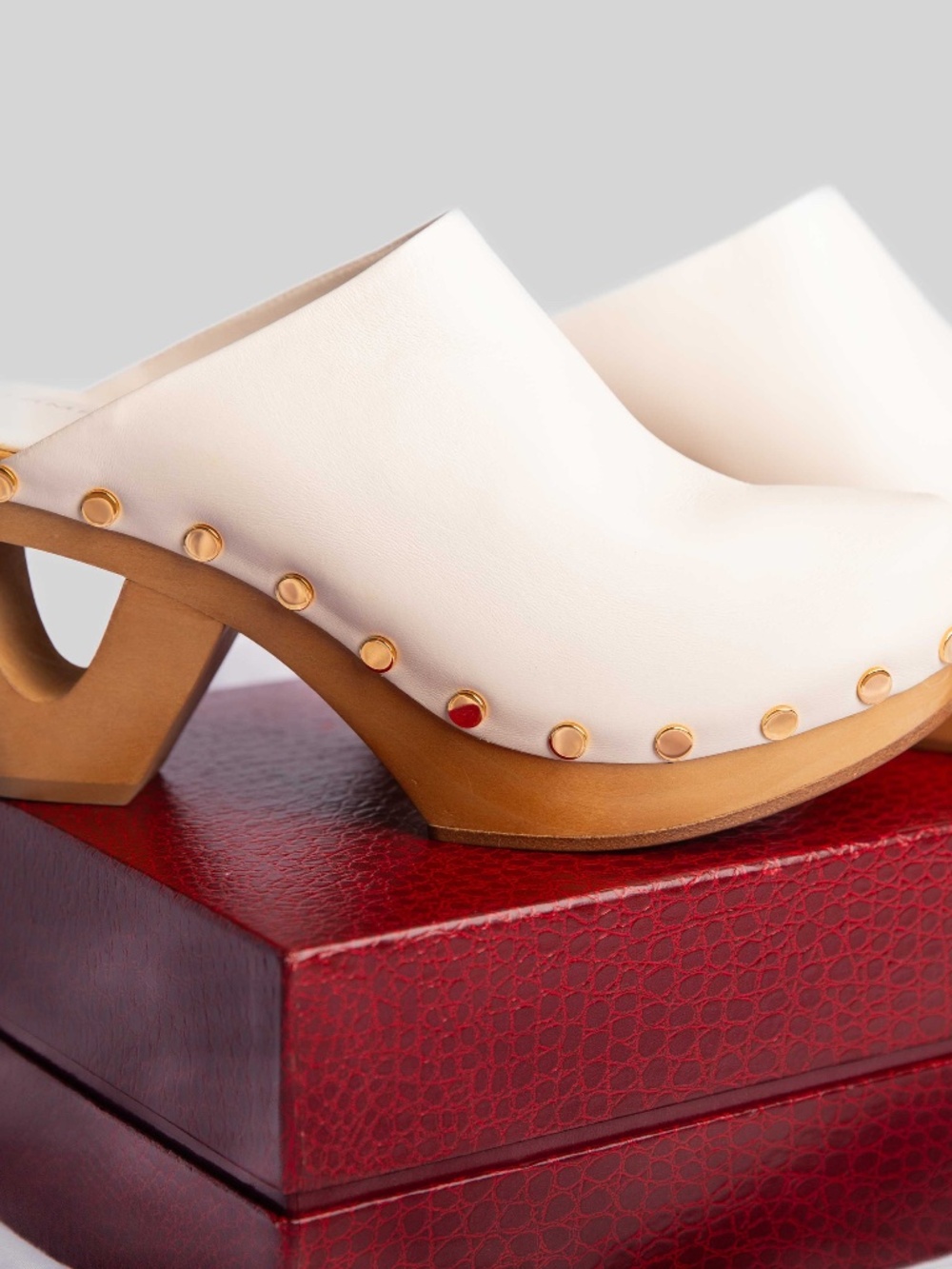 Tamara Mellon Grass Roots Clogs - Size 39 NEW